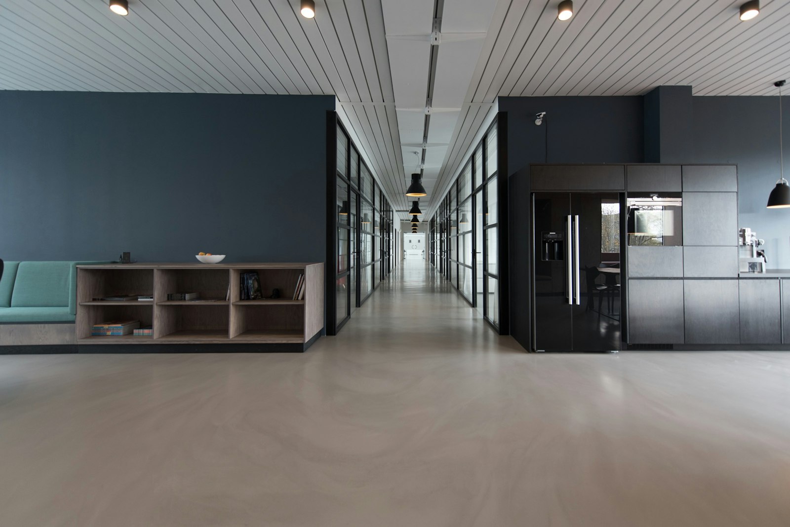 Espace de consultation lumineux et accueillant
